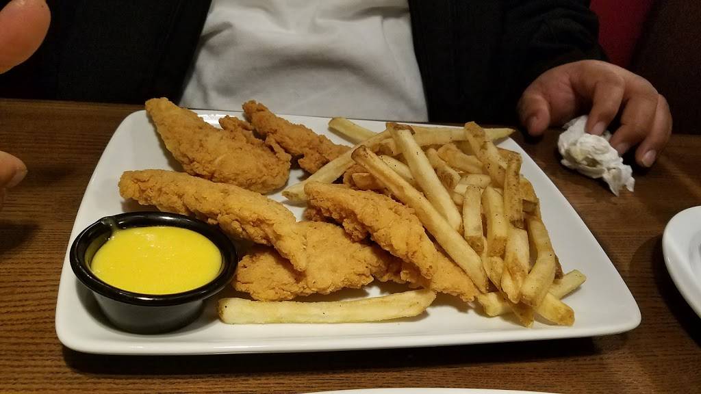 TGI Fridays | restaurant | 409 W W.T.Harris Blvd, Charlotte, NC 28262, USA | 7045488113 OR +1 704-548-8113