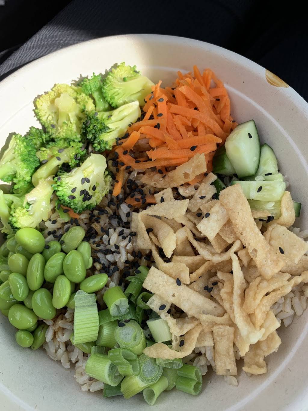 Freshii | restaurant | 646 Erb St W, Waterloo, ON N2T 2K8, Canada | 2266464562 OR +1 226-646-4562