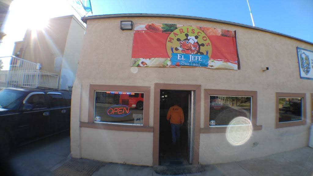 Mariscos el Jefe | restaurant | 658 Hollister St, San Diego, CA 92154, USA | 6195759395 OR +1 619-575-9395
