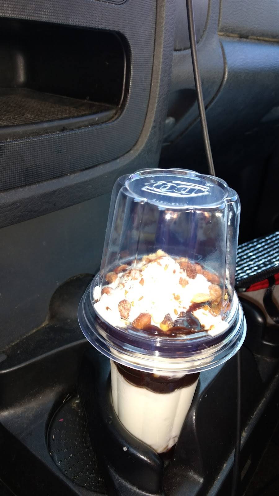 Dairy Queen Store | restaurant | 700 N Industrial Blvd, Euless, TX 76039, USA | 8179103108 OR +1 817-910-3108