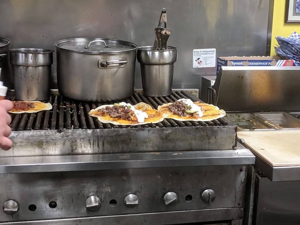 Nicks Grill | restaurant | 11613 124th Ave NE, Kirkland, WA 98034, USA | 4258209870 OR +1 425-820-9870