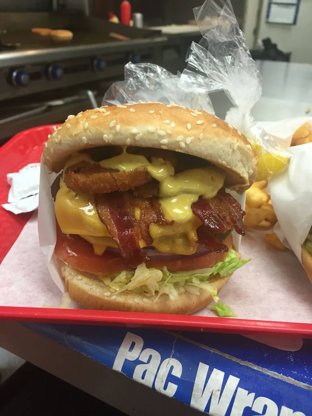 The Burger Joint | restaurant | 428 High St, Delano, CA 93215, USA | 6617219900 OR +1 661-721-9900