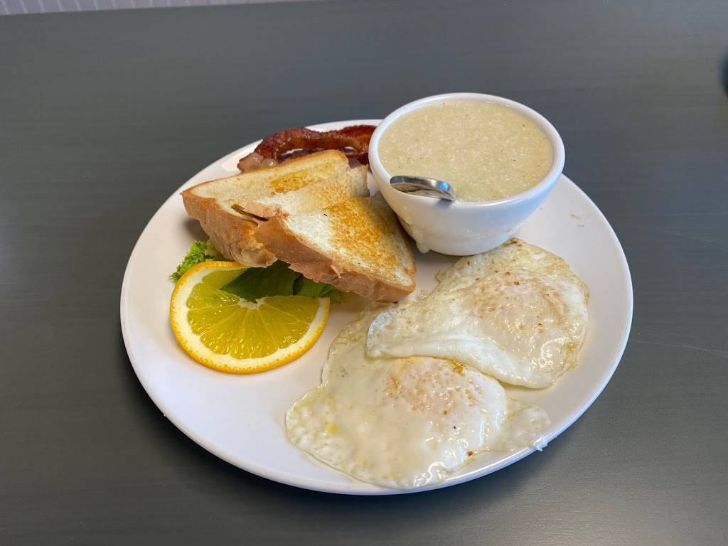 J.RUSSOS EATERY | restaurant | 3536 Carolina Beach Rd Suit 1, Wilmington, NC 28412, USA | 9103995039 OR +1 910-399-5039