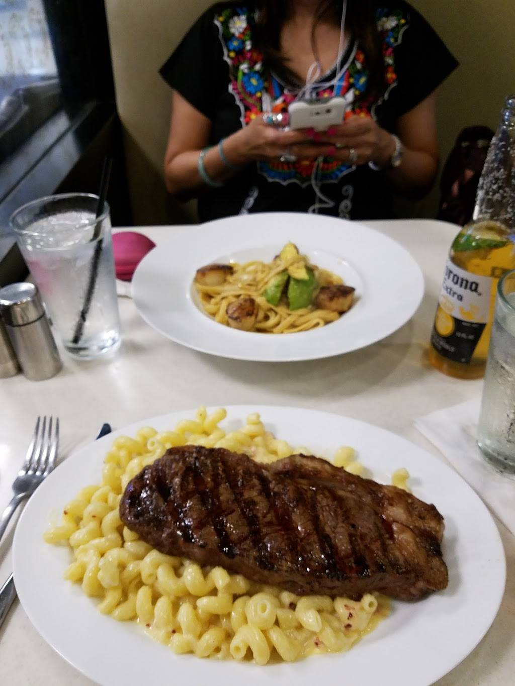 Cat Coras Kitchen | restaurant | Houston, TX 77032, USA | 2816454681 OR +1 281-645-4681