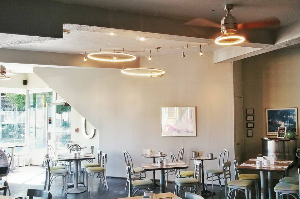 Christophers Cafe & Catering | restaurant | 4807, 2 Lewis St, Lynn, MA 01902, USA | 7815962200 OR +1 781-596-2200