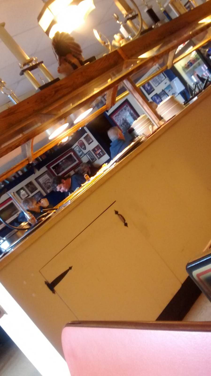 Terrys Pizza Shoppe | restaurant | 433 W State St, Newcomerstown, OH 43832, USA | 7404986234 OR +1 740-498-6234