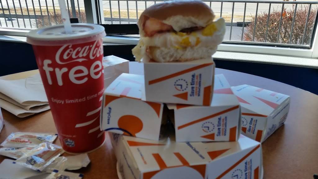 White Castle | restaurant | 1905 Richardson Rd, Arnold, MO 63010, USA | 6364647240 OR +1 636-464-7240