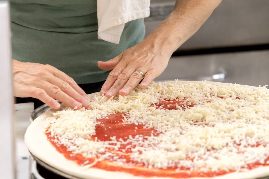 Fierros Pizza | restaurant | 2524 NY-9N, Greenfield Center, NY 12833, USA | 5188933333 OR +1 518-893-3333