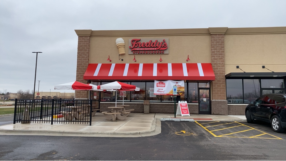 Freddys Frozen Custard & Steakburgers | restaurant | F2, 5500 Northwest Hwy Unit A, Crystal Lake, IL 60014, USA | 7792202345 OR +1 779-220-2345