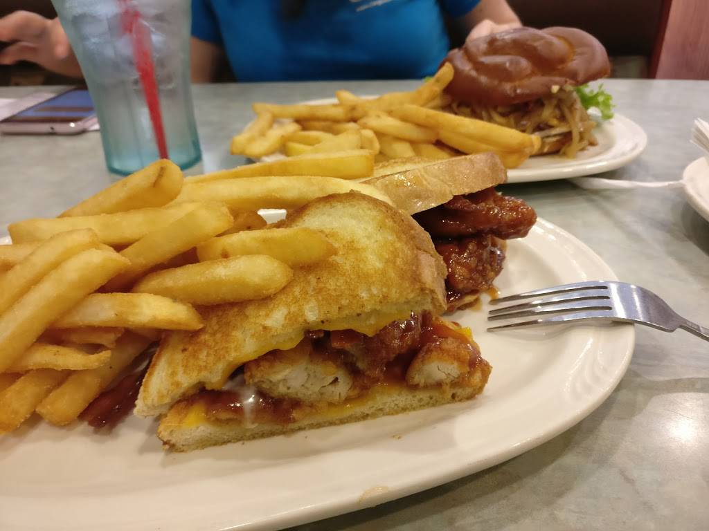 Friendlys | restaurant | 5331 Brandywine Pkwy, Wilmington, DE 19803, USA | 3024784975 OR +1 302-478-4975