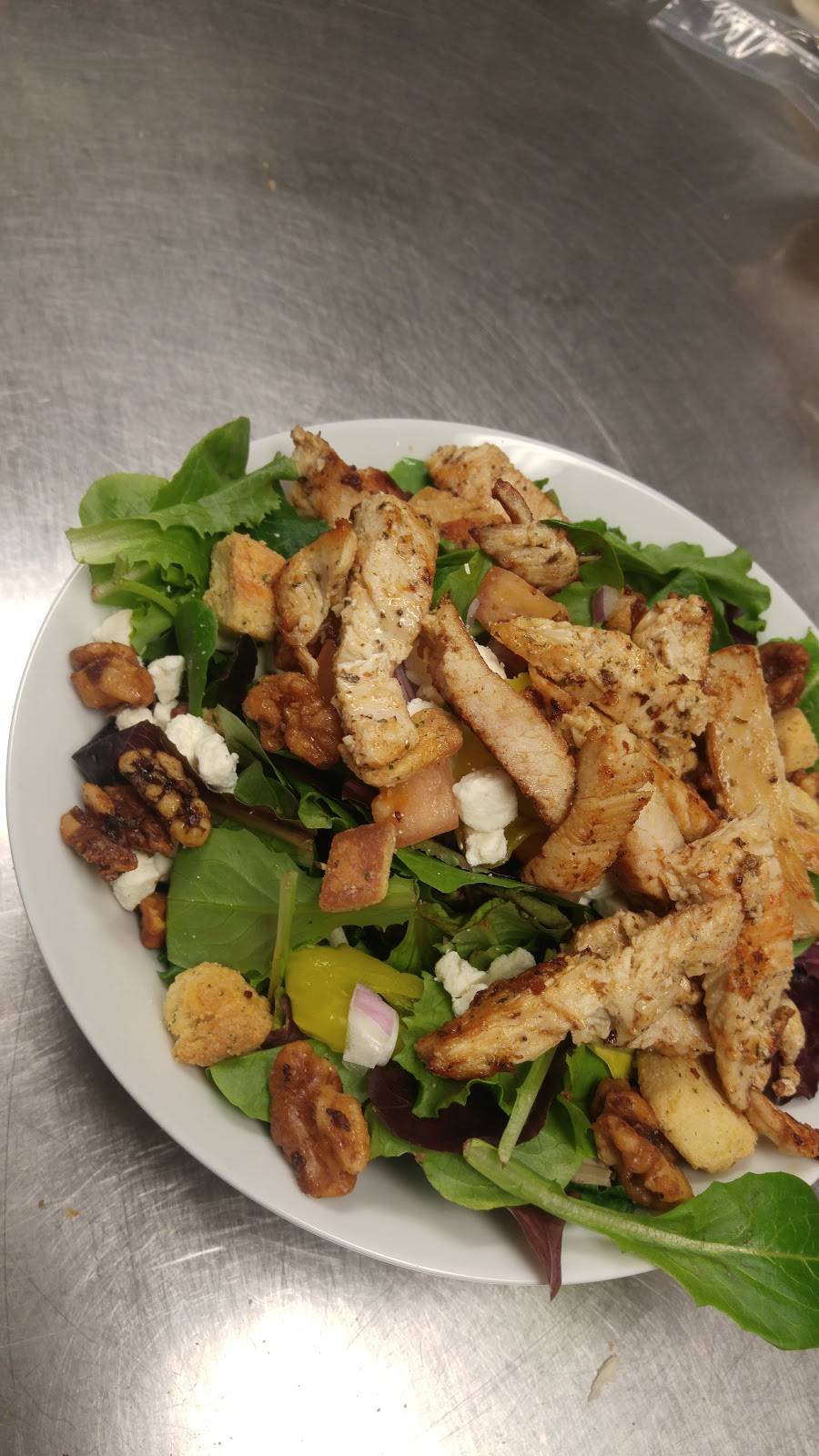 Sundown Golf & Country Club | restaurant | 129 Hay Path Ln, Bainbridge, NY 13733, USA | 6078956888 OR +1 607-895-6888