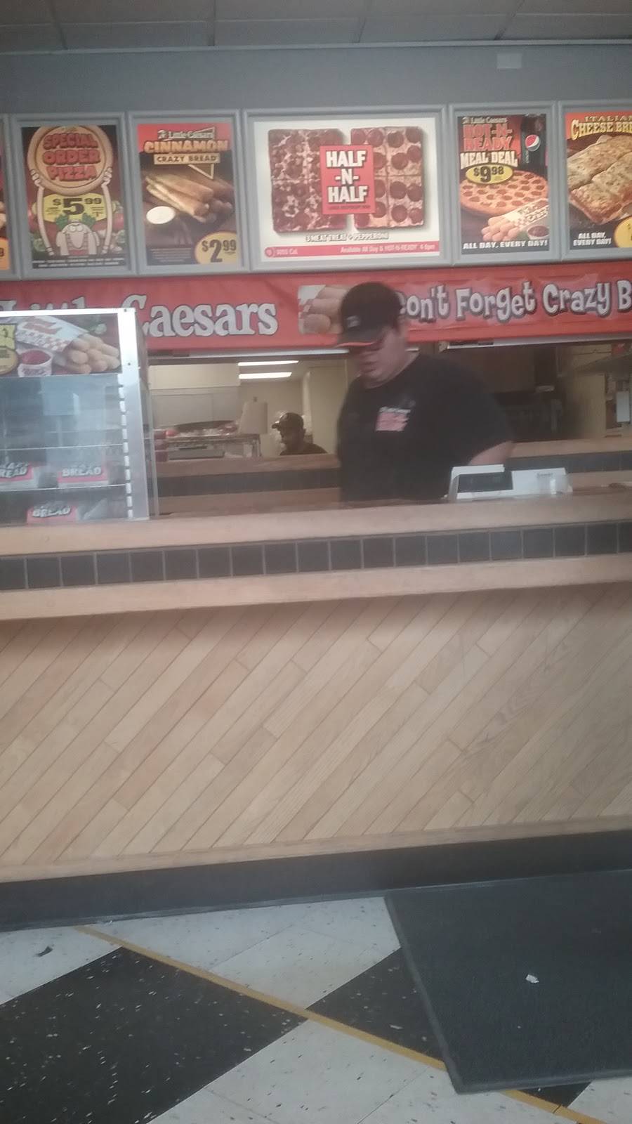 Little Caesars Pizza | meal takeaway | 1400 W College Ave, Appleton, WI 54914, USA | 9207345664 OR +1 920-734-5664