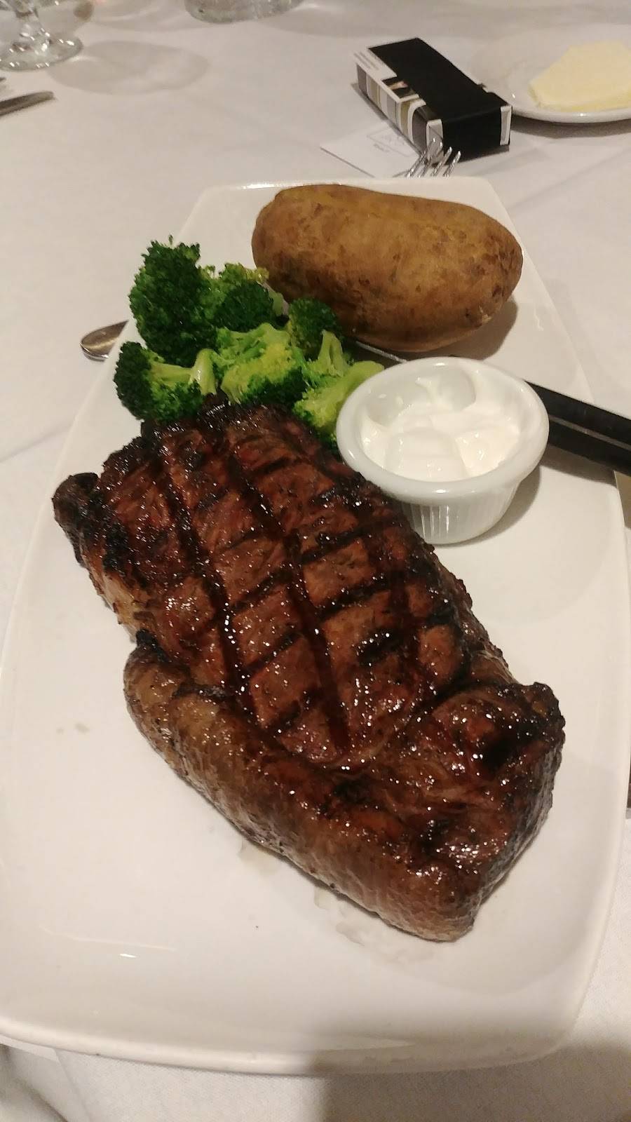 Sunset Grille | restaurant | 8700 W Chestnut Mountain Rd, Galena, IL 61036, USA | 8157774660 OR +1 815-777-4660