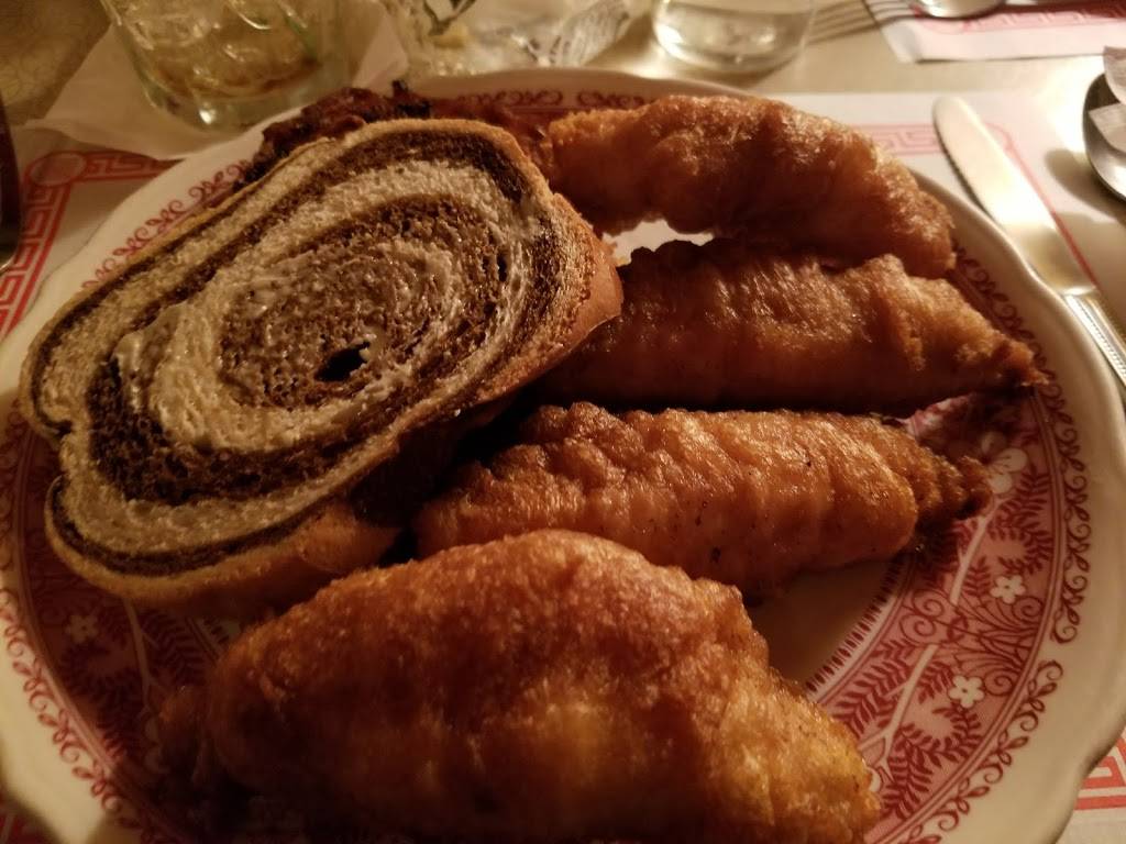 Kropps Supper Club | restaurant | 4570 Shawano Ave, Green Bay, WI 54313, USA | 9208657331 OR +1 920-865-7331