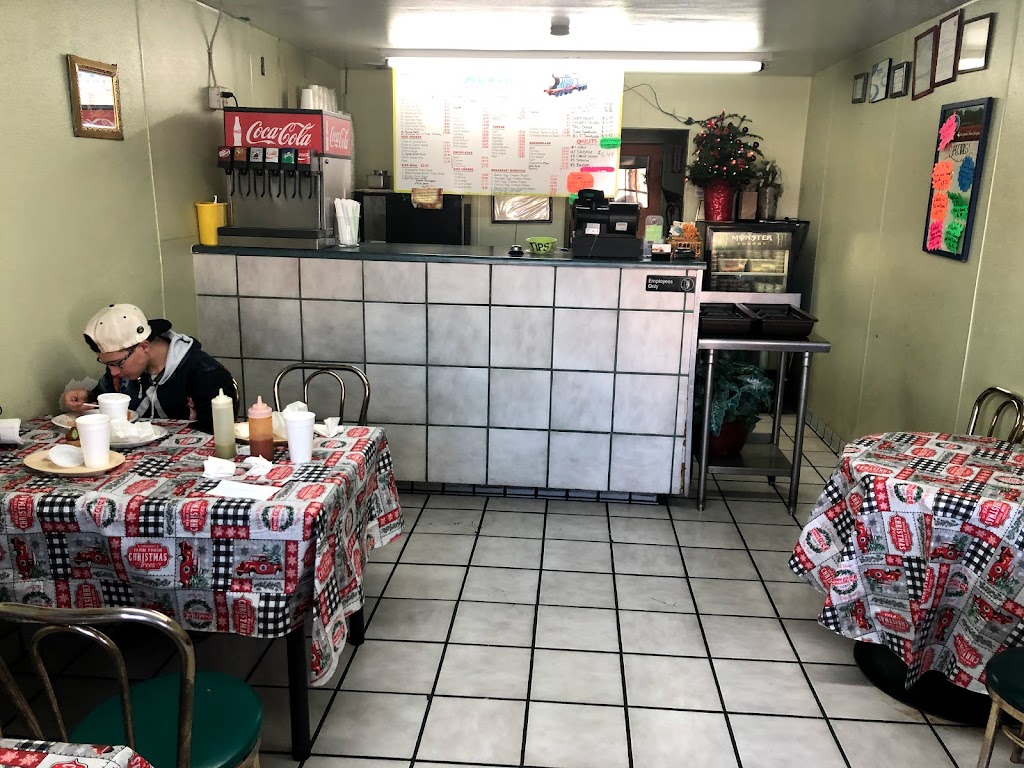 Munchys Mexican Restaurant. | restaurant | 829 Front St, Needles, CA 92363, USA | 7603261000 OR +1 760-326-1000