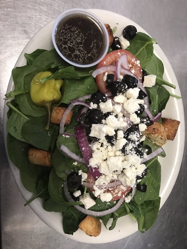 Cosentinos Pizza | restaurant | 626 Avenida Victoria, San Clemente, CA 92672, USA | 9493610522 OR +1 949-361-0522