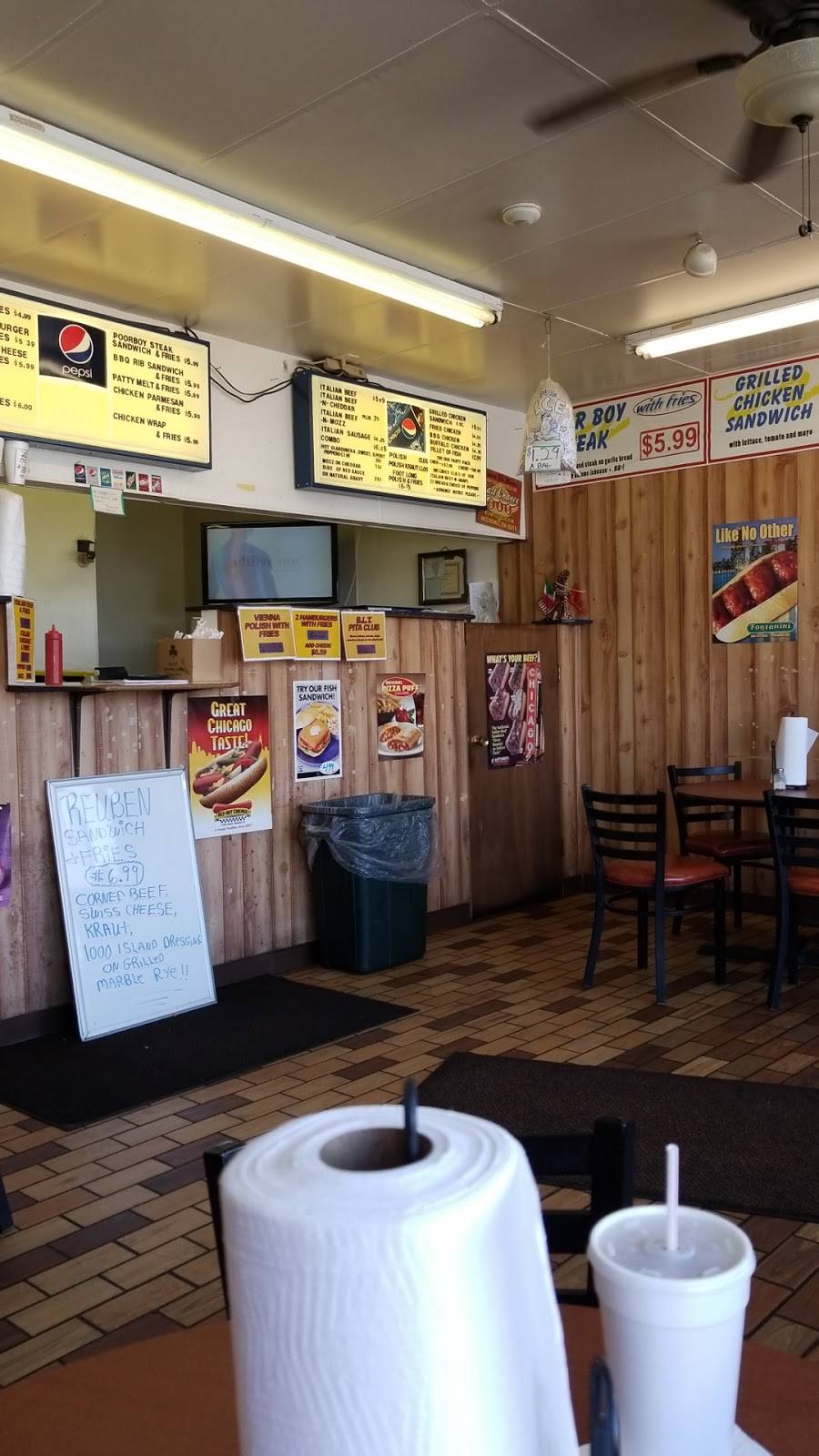 R J Munchies | restaurant | 8417 W 79th St, Justice, IL 60458, USA | 7084960222 OR +1 708-496-0222