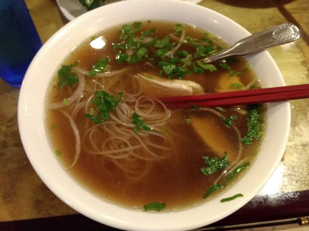 Pho & Banh Mi | restaurant | 11232 Grandview Ave, Wheaton, MD 20902, USA | 3019468002 OR +1 301-946-8002