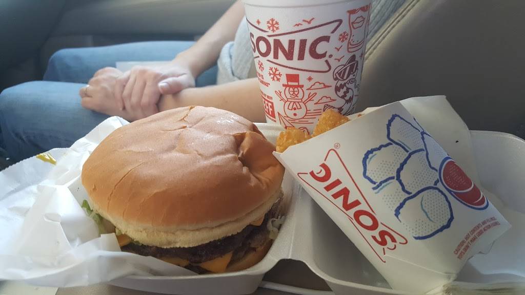 Sonic Drive-In | restaurant | 180 Davis Blvd, Southlake, TX 76092, USA | 8173375008 OR +1 817-337-5008