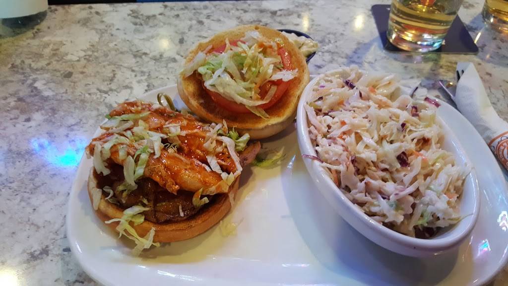 Buffalo Wings & Rings | restaurant | 1574 Stringtown Rd, Grove City, OH 43123, USA | 6148010900 OR +1 614-801-0900