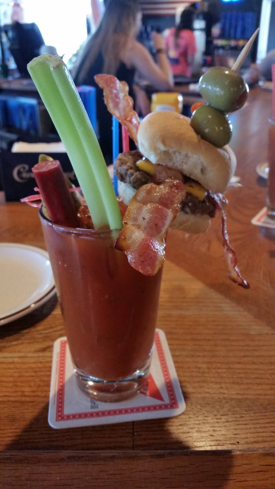 Dirty Dog American Bar & Grill Waverly | restaurant | 1016 W Bremer Ave #2931, Waverly, IA 50677, USA | 3193528819 OR +1 319-352-8819