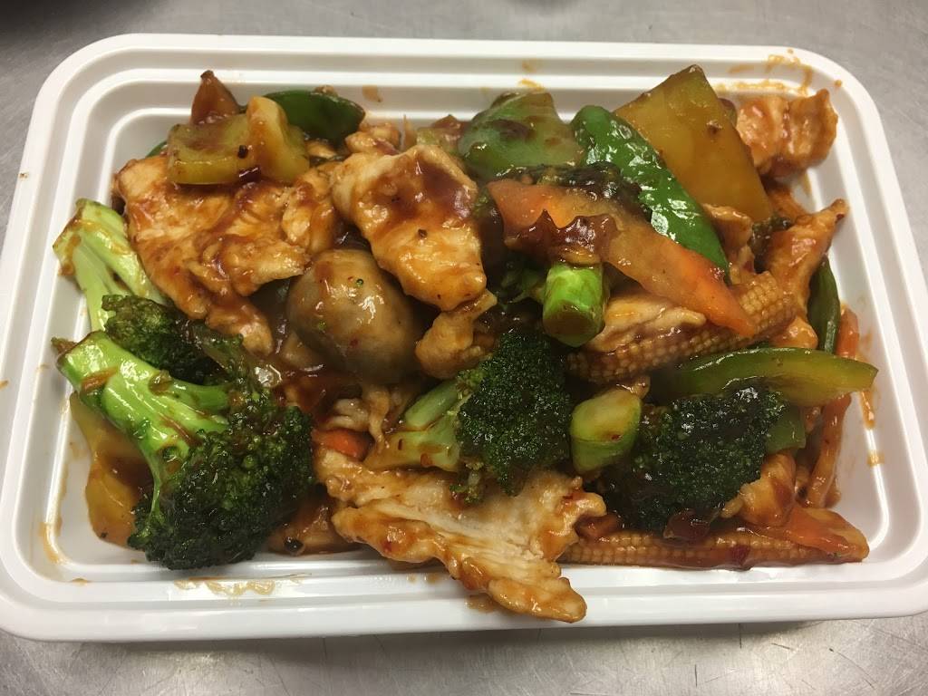Flaming Wok | meal takeaway | 4237 Lien Rd H, Madison, WI 53704, USA | 6082401085 OR +1 608-240-1085