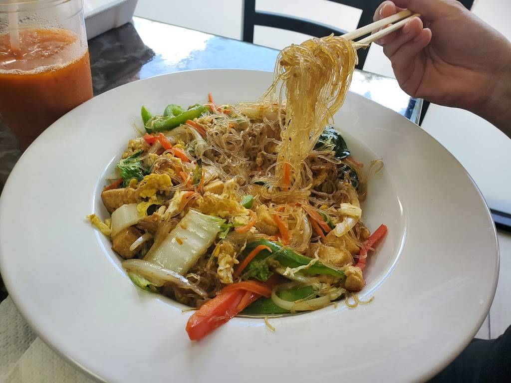 Dali’s Lao Thai Cafe | restaurant | 1181 Rinehart Rd, Sanford, FL 32771, USA | 3213633728 OR +1 321-363-3728