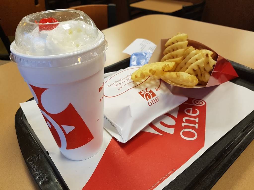 Chick-fil-A | restaurant | 3570 Sports Arena Blvd, San Diego, CA 92110, USA | 6197581555 OR +1 619-758-1555