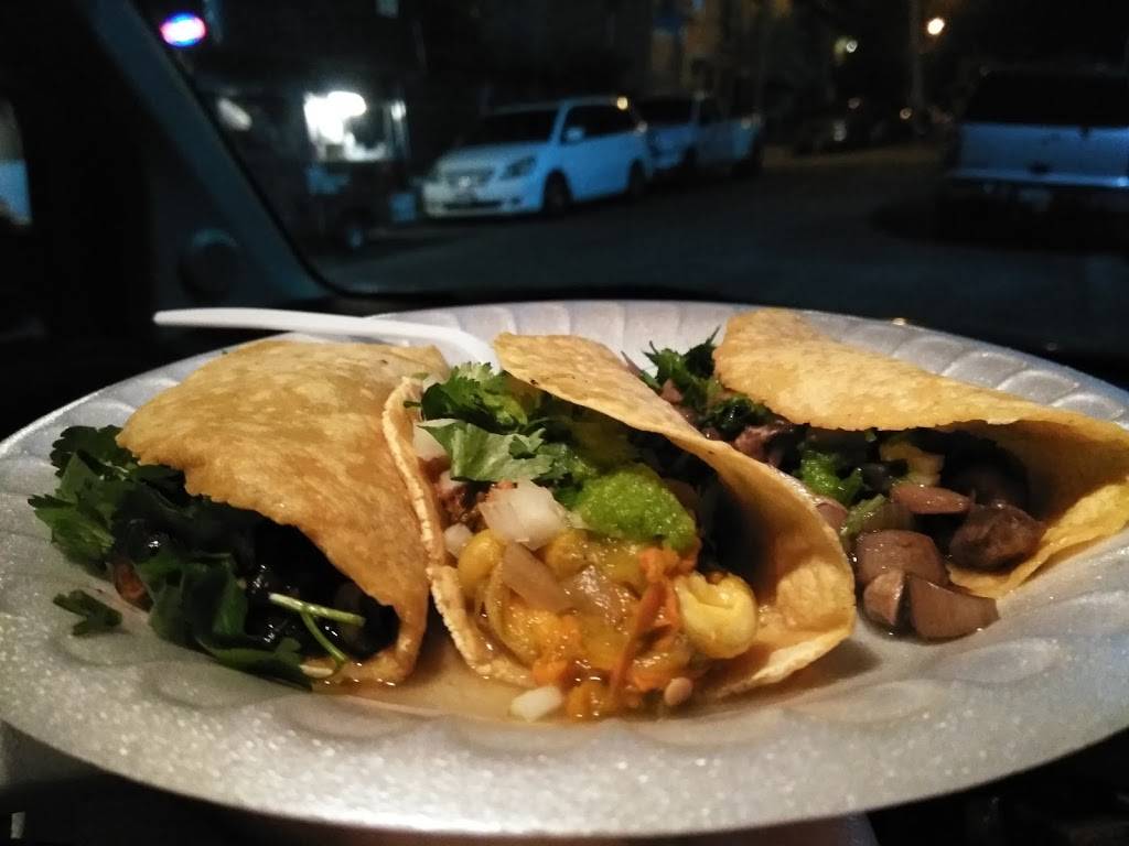 Gonzalez Quesadillas Y Tacos | restaurant | Los Angeles, CA 90063, USA | 2132004527 OR +1 213-200-4527