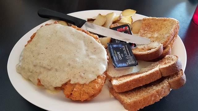 Cindys Kitchen | restaurant | 600 Commerce Dr E, Belle Plaine, MN 56011, USA | 9528733355 OR +1 952-873-3355