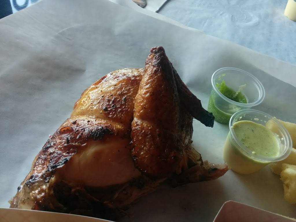 Pico Rojo Rotisserie | restaurant | 2475 McMullen Booth Rd E, Clearwater, FL 33759, USA | 7274743826 OR +1 727-474-3826