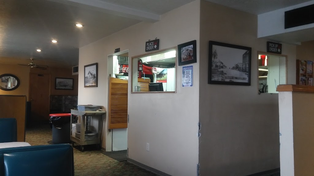 Ye Olde Pizza Shoppe | restaurant | 845 N 1st St, Hermiston, OR 97838, USA | 5415679066 OR +1 541-567-9066