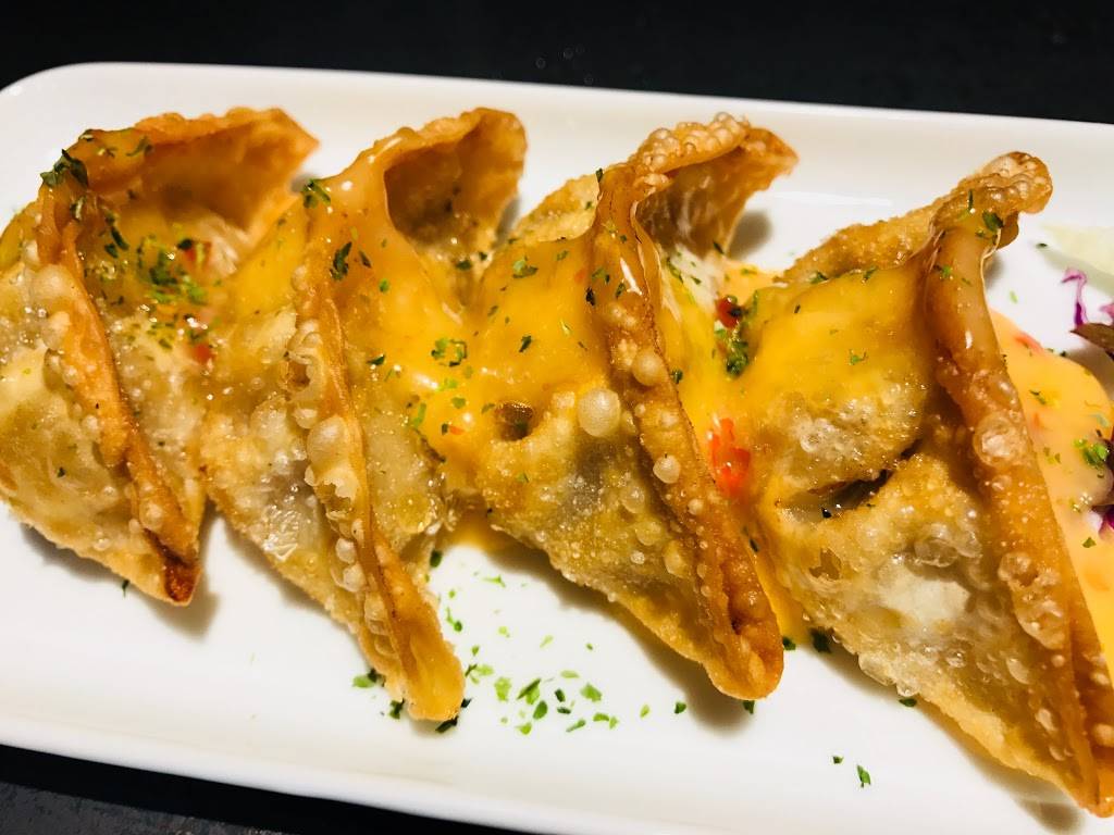 KINTON RAMEN | restaurant | 90 Eglinton Ave E #108, Toronto, ON M4P 2Y3, Canada | 6473405933 OR +1 647-340-5933