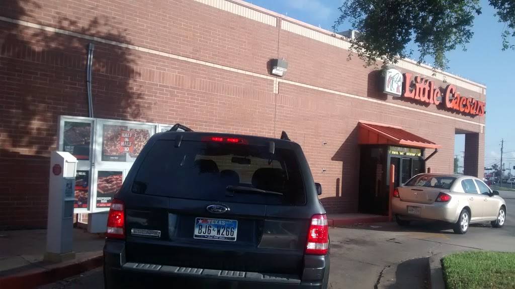 Little Caesars Pizza | meal takeaway | 1220 Airline Rd, Corpus Christi, TX 78412, USA | 3619069742 OR +1 361-906-9742