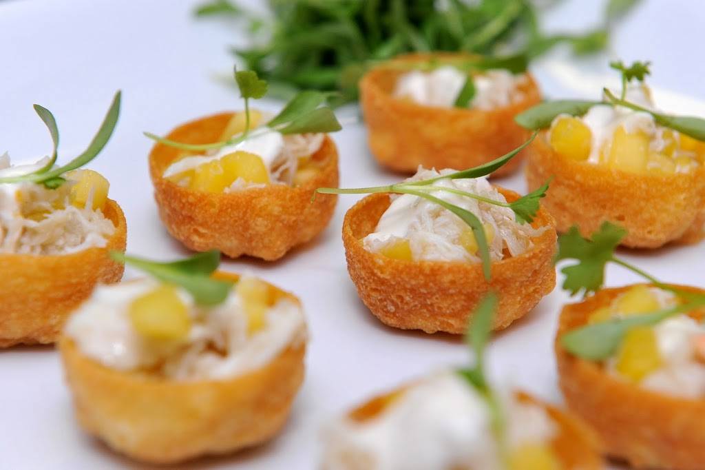 Dash and a Handful Catering | restaurant | 2100 N Palm Canyon Dr #104, Palm Springs, CA 92262, USA | 7608835333 OR +1 760-883-5333