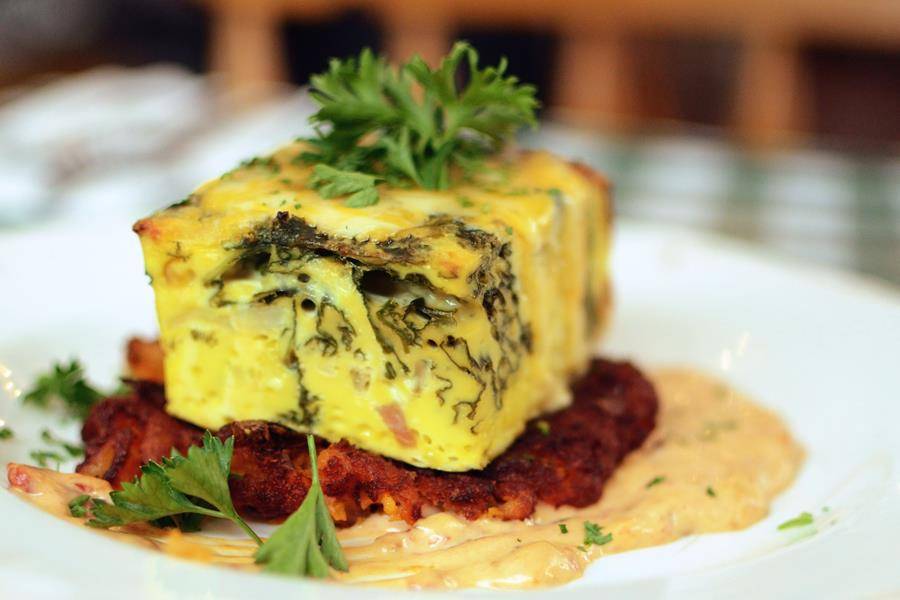 The Red Door Restaurant | restaurant | 126 N Sykes St, Meaford, ON N4L 1P3, Canada | 5195385899 OR +1 519-538-5899