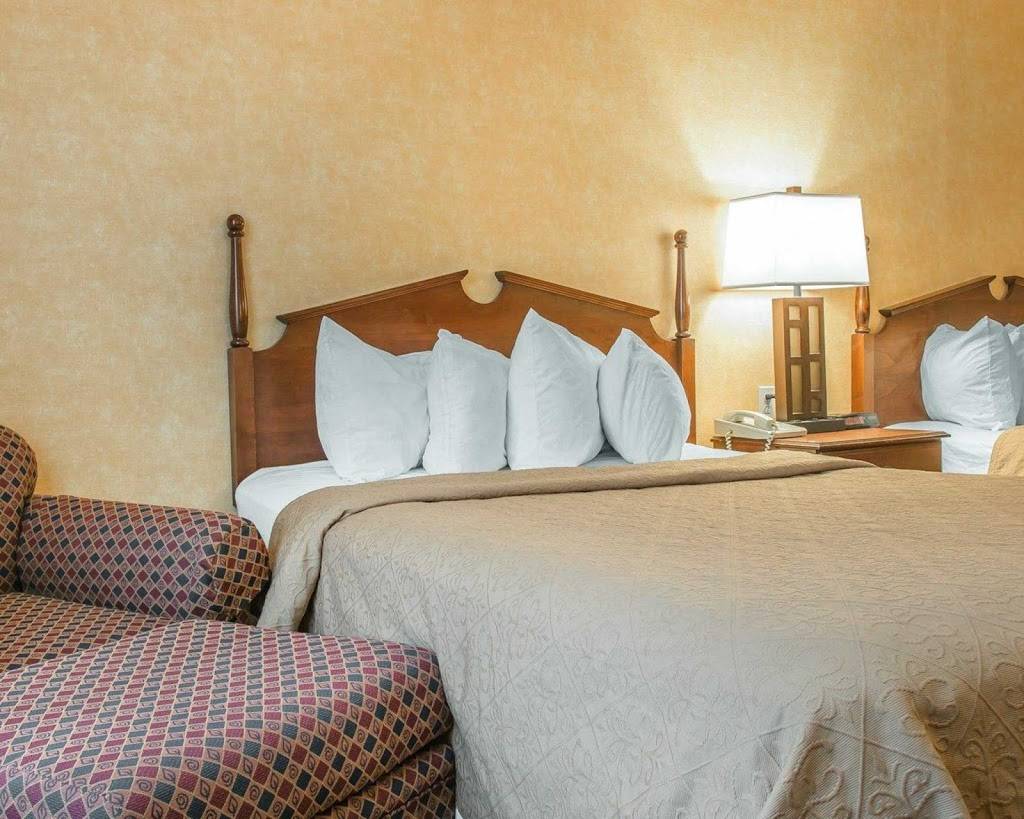 Quality Inn | restaurant | 137 West St, Gaylord, MI 49735, USA | 9897327541 OR +1 989-732-7541