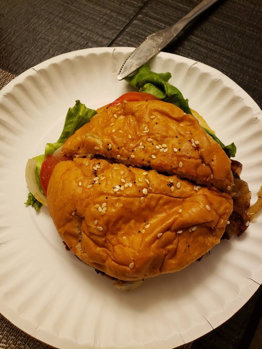 Trilogy Burger Bistro | restaurant | 20079 Stone Oak Pkwy #3100, San Antonio, TX 78258, USA | 2106004129 OR +1 210-600-4129