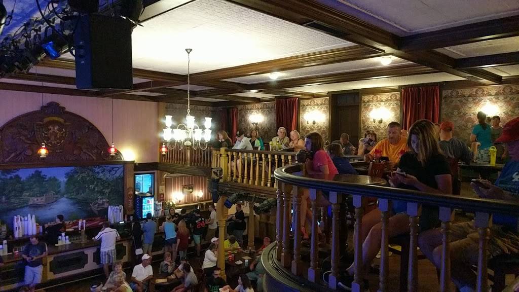 Red Garter Saloon | restaurant | Sandusky, OH 44870, USA | 4196272350 OR +1 419-627-2350