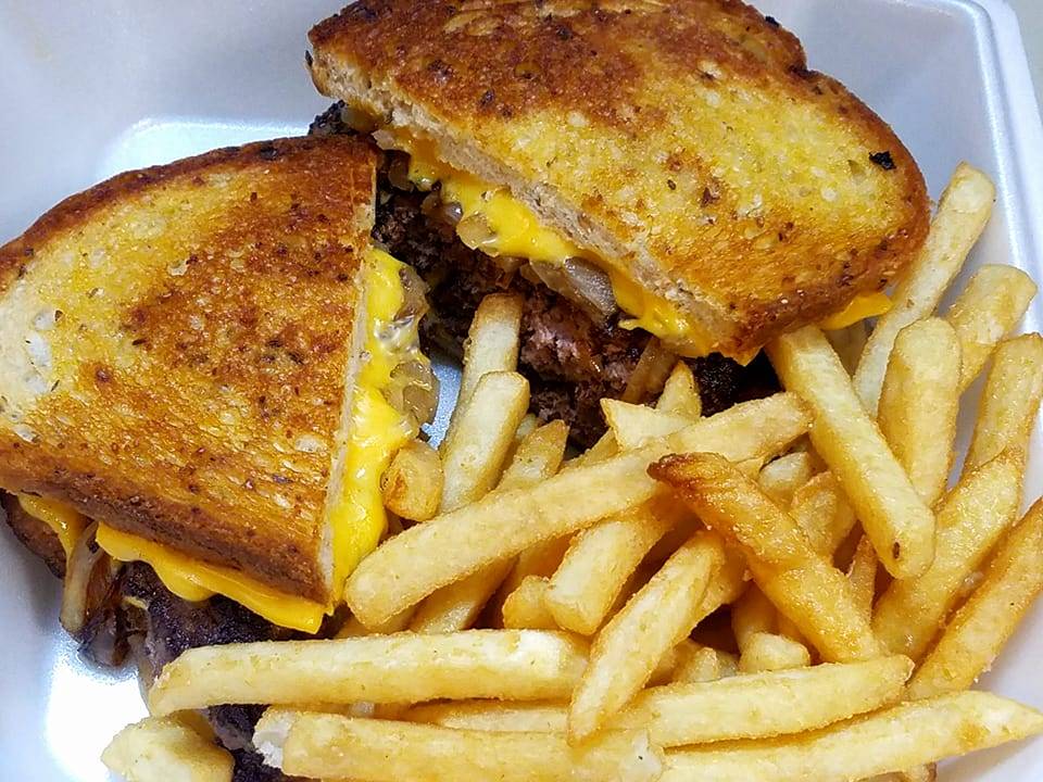 Nikos Pizzeria | meal delivery | 20 Ohio St, Joliet, IL 60432, USA | 8157228800 OR +1 815-722-8800