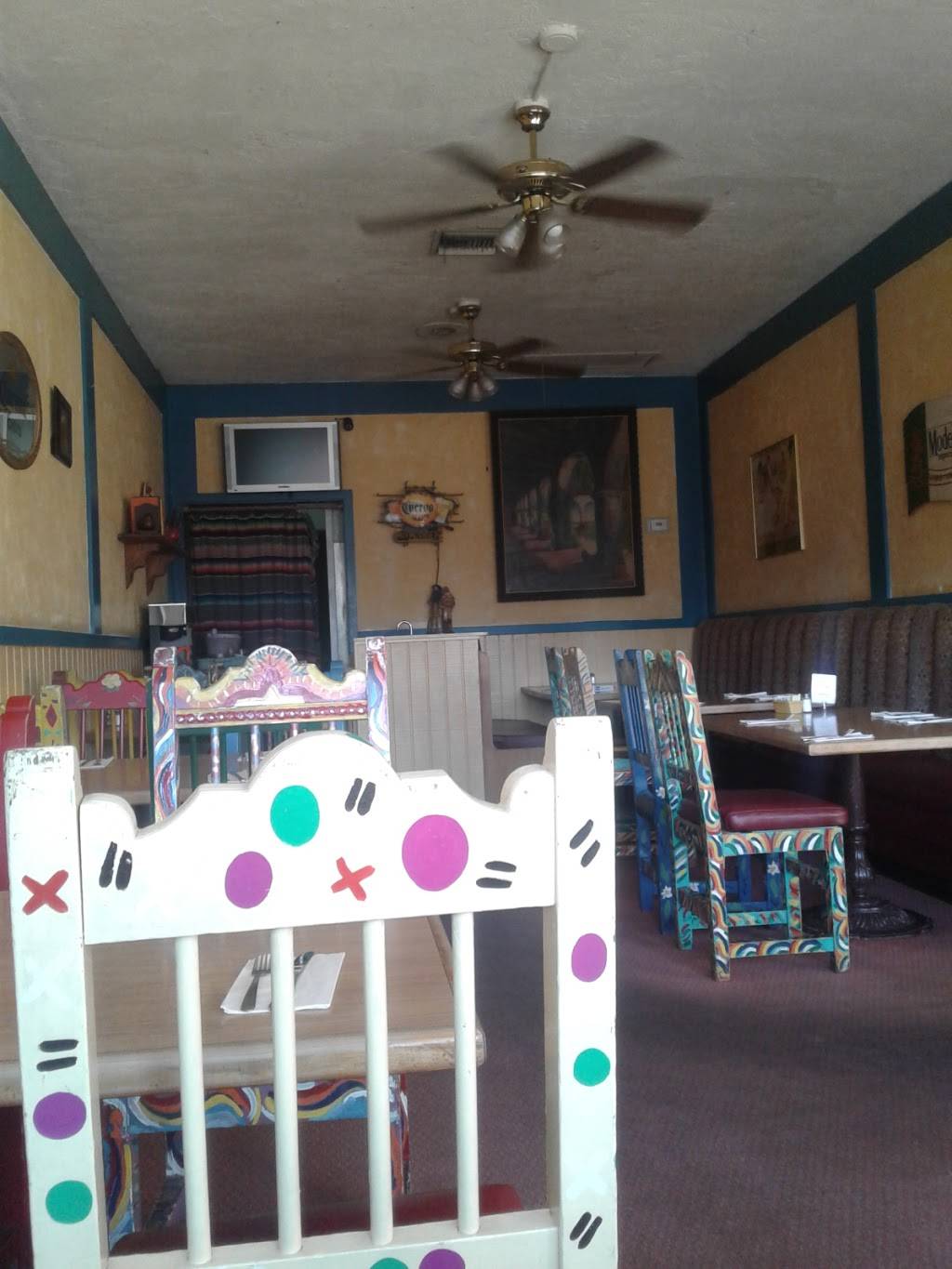 Casa De Ramos | restaurant | 827 W Glenoaks Blvd, Glendale, CA 91202, USA | 8182403129 OR +1 818-240-3129