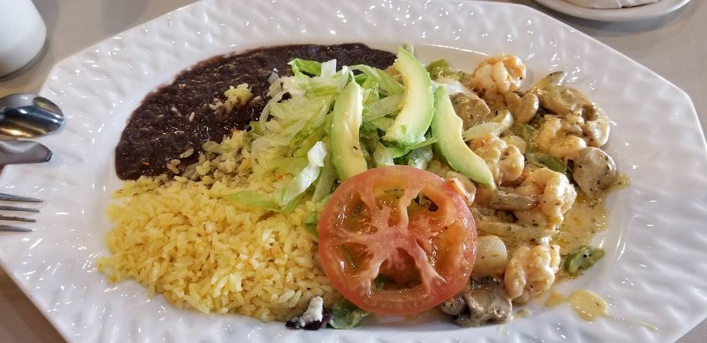 Lilys Cafe | restaurant | 3100 Independence Pkwy, Plano, TX 75075, USA | 9723129732 OR +1 972-312-9732