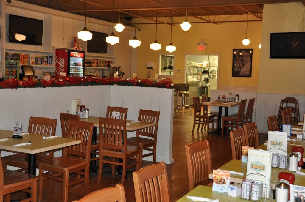 Sunnyside Grill Mississauga | restaurant | 1375 Southdown Rd #11, Mississauga, ON L5J 2Z1, Canada | 9059168000 OR +1 905-916-8000