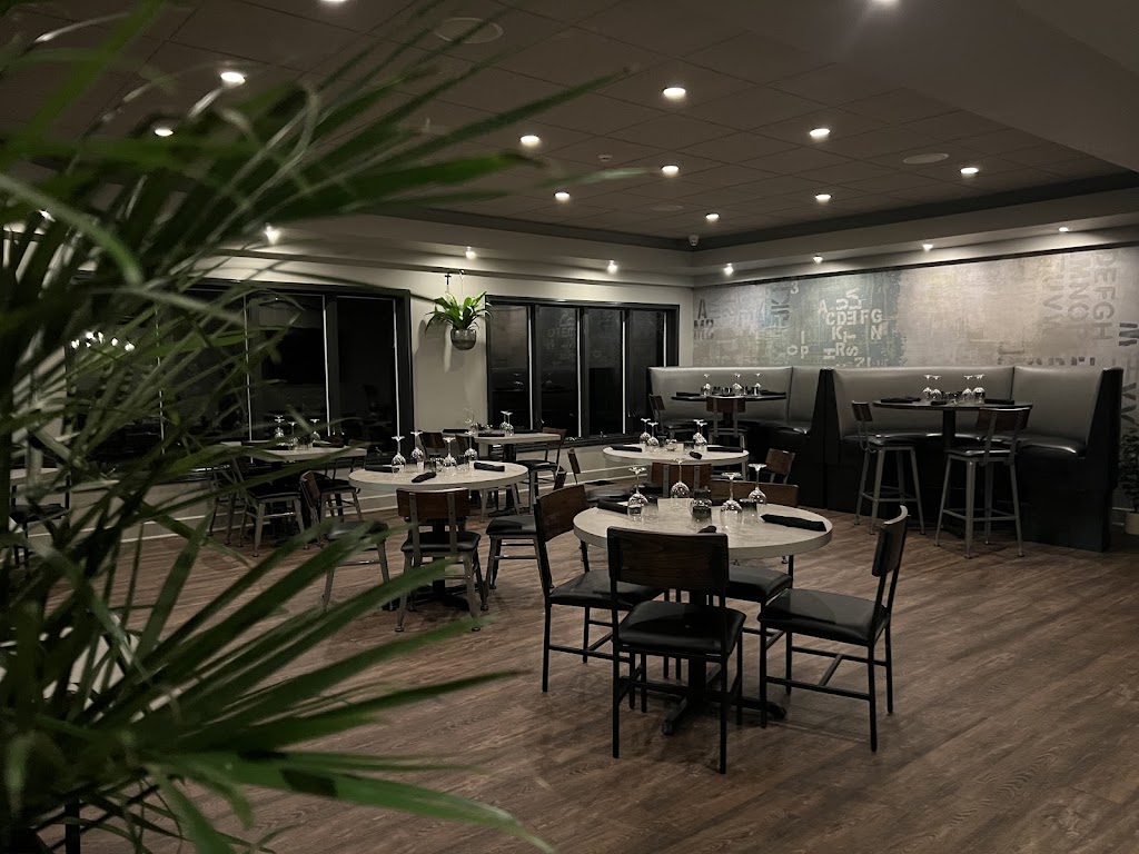 Brown Square Bistro | restaurant | 25 Hammatt St, Ipswich, MA 01938, USA | 9783126590 OR +1 978-312-6590