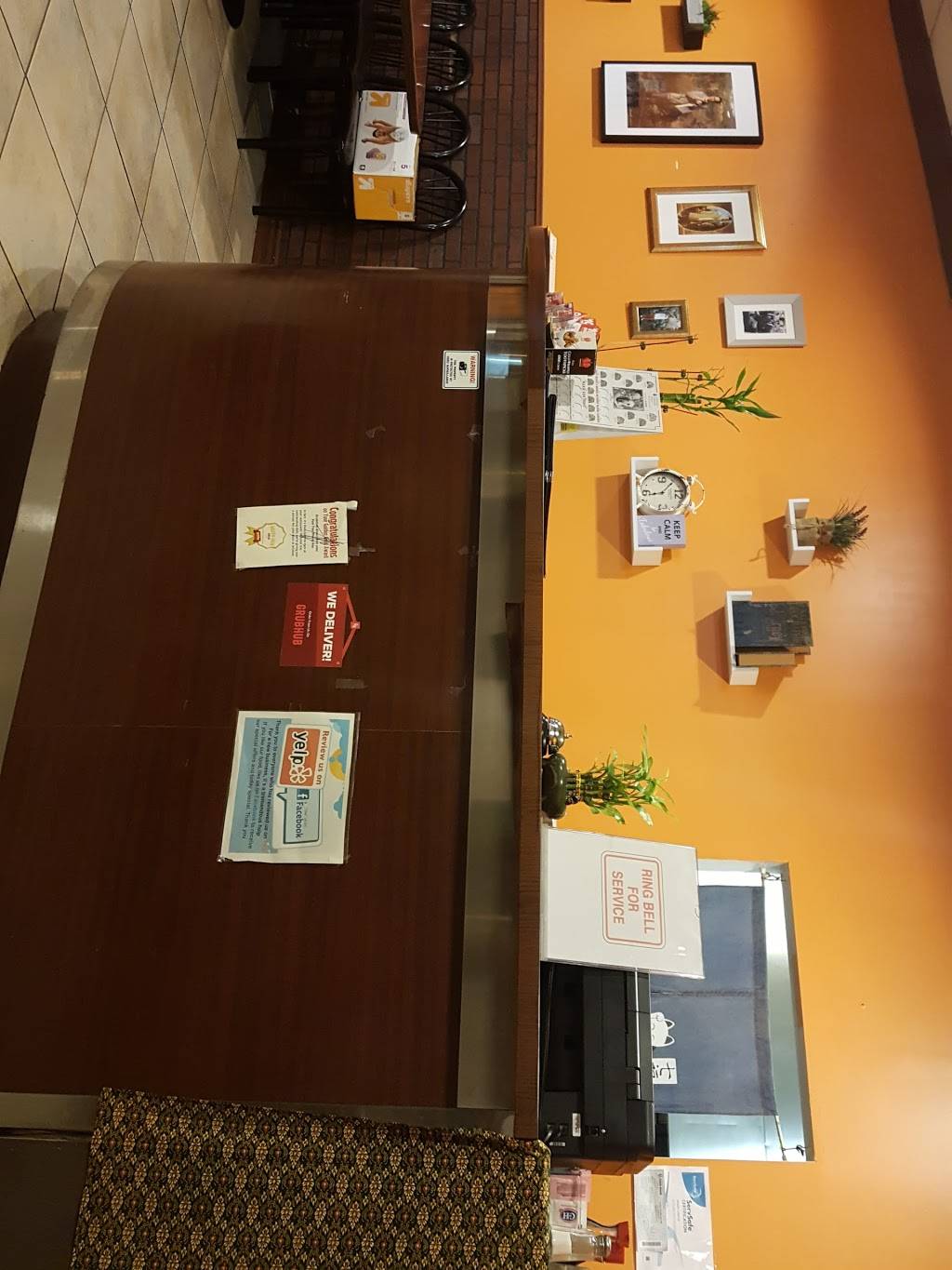 Phang Roy Thai Cuisine | restaurant | 877 S Citrus Ave, Azusa, CA 91702, USA | 6269668797 OR +1 626-966-8797