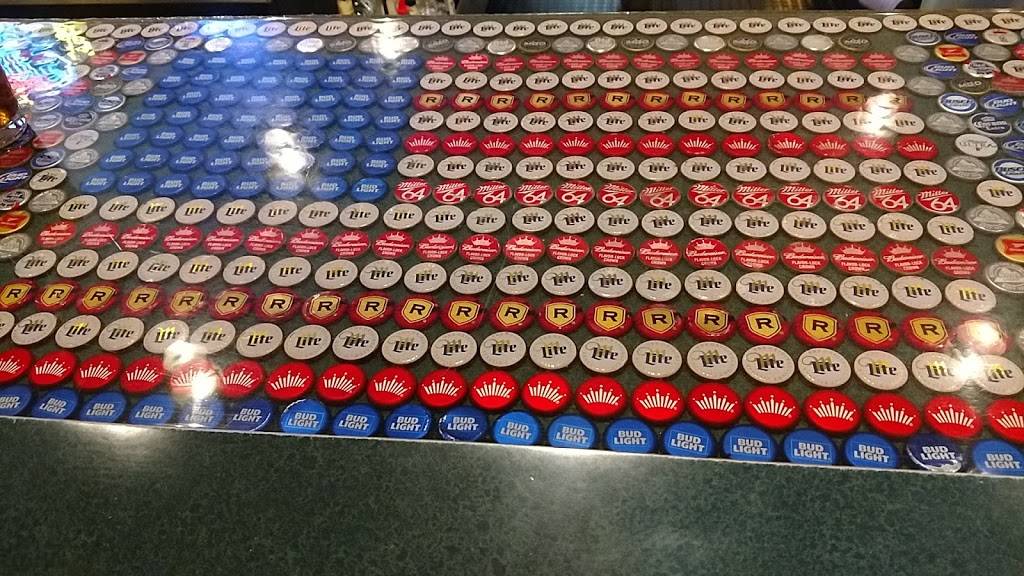 The Wood Shed Bar and Grill | restaurant | 2895 County Rd II, Neenah, WI 54956, USA | 9207296003 OR +1 920-729-6003