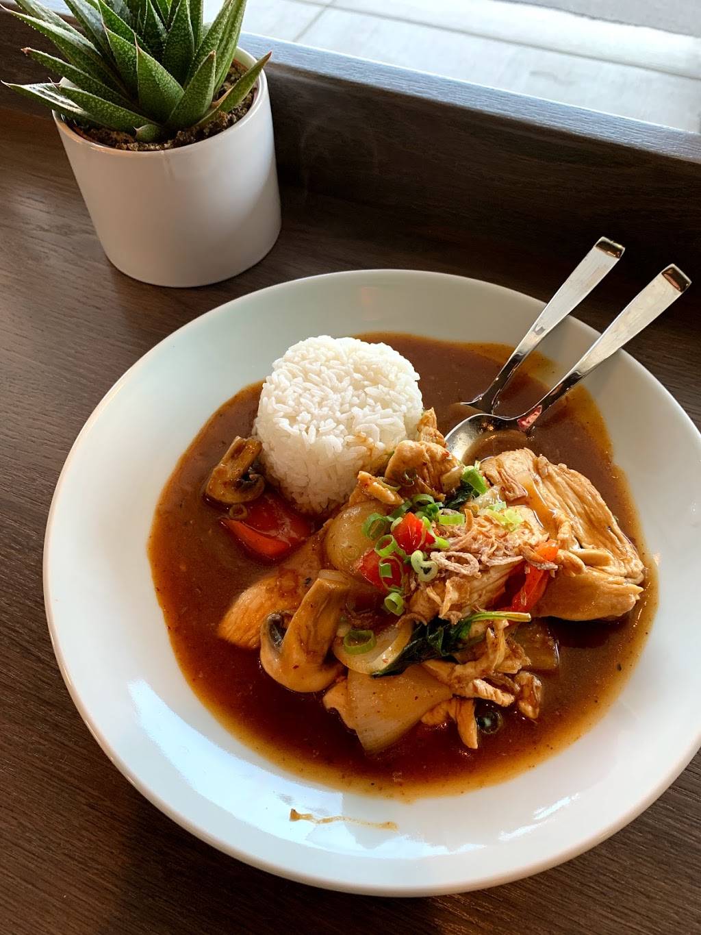 Saigon Bangkok Restaurant | restaurant | 8080 Transit Rd, Buffalo, NY 14221, USA | 7166328884 OR +1 716-632-8884