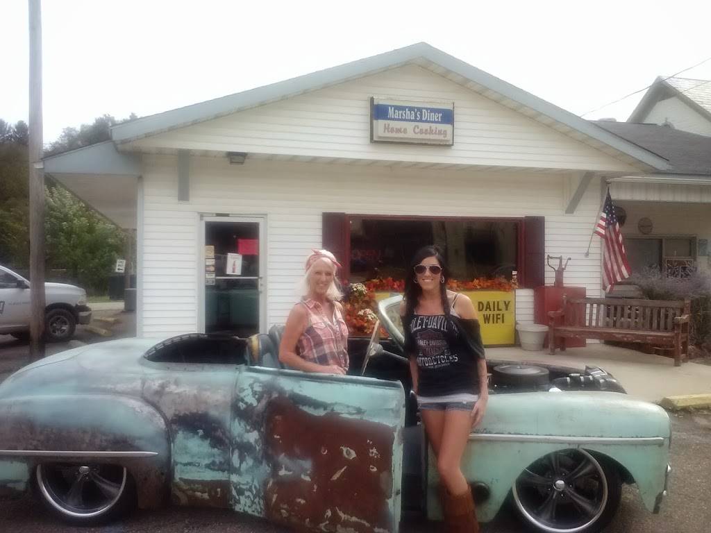 Marshs Diner | restaurant | 108 N Main St, Amsterdam, OH 43903, USA | 7405433005 OR +1 740-543-3005