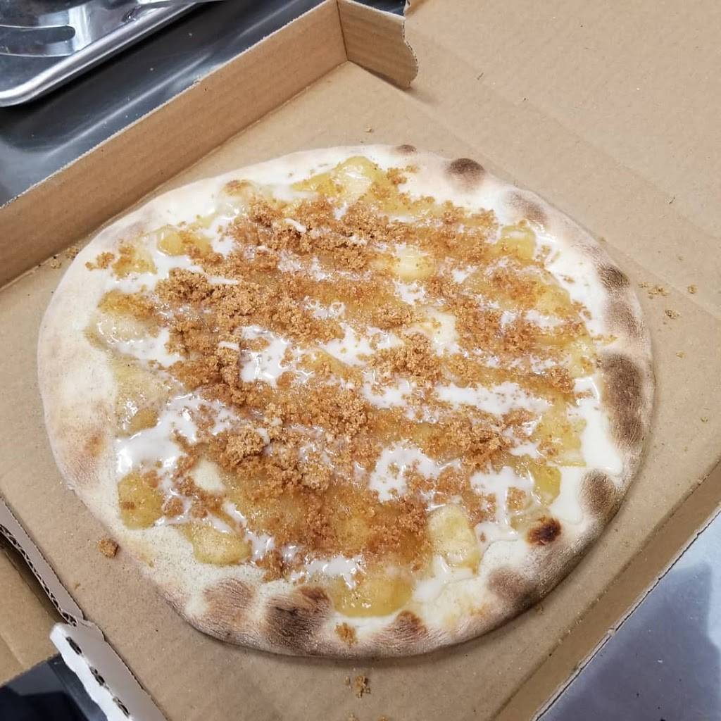 Juice and Roccos Pizzeria | restaurant | 52 Main St N, Brampton, ON L6V 1N6, Canada | 9054971999 OR +1 905-497-1999