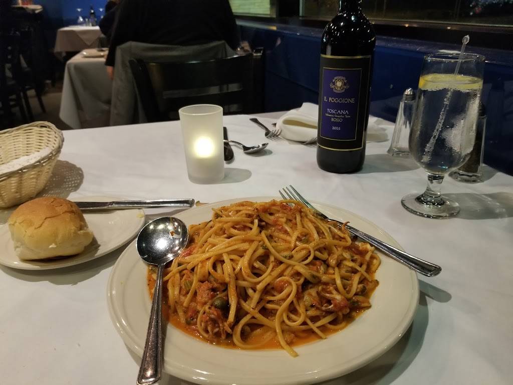 Restaurant Bar Focaccio | restaurant | 490 Avenue Michel Jasmin, Dorval, QC H9P 1C3, Canada | 5144200075 OR +1 514-420-0075